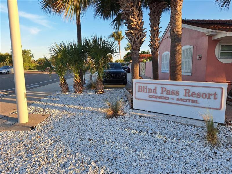 Blind Pass Resort Motel St. Pete Beach Exterior photo
